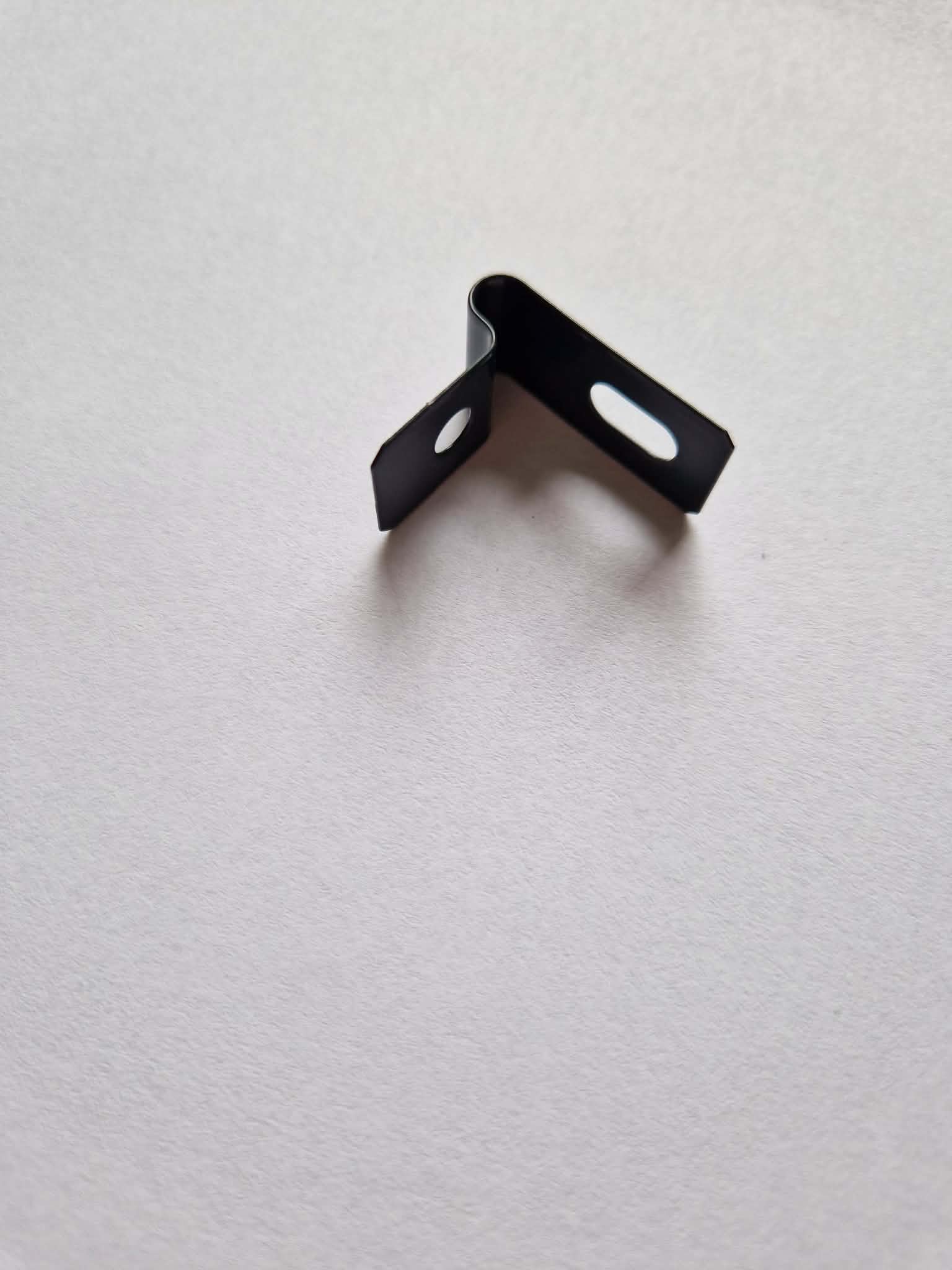 Obejmy do paneli ogrodzeniowych uchwyty i mocowania akcesoria obejmy 2