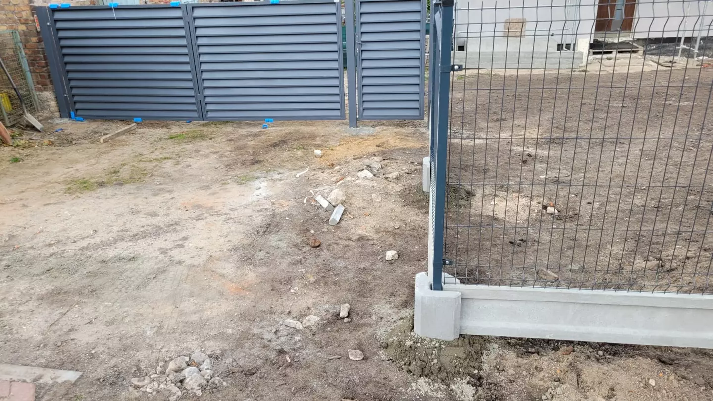Panele ogrodzeniowe z podmurówką betonową - Wałcz i okolice, woj. zachodniopomorskie