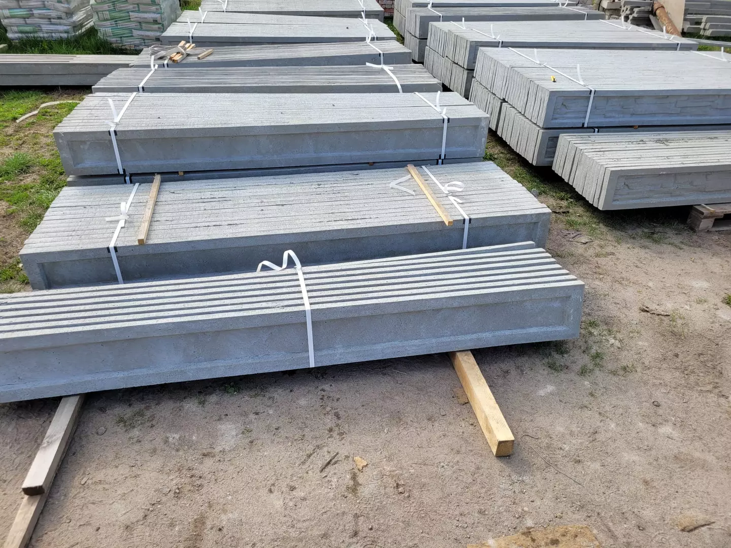 Podmurówki betonowe Wałcz - pod panele i siatkę - DRAGON Ogrodzenia
